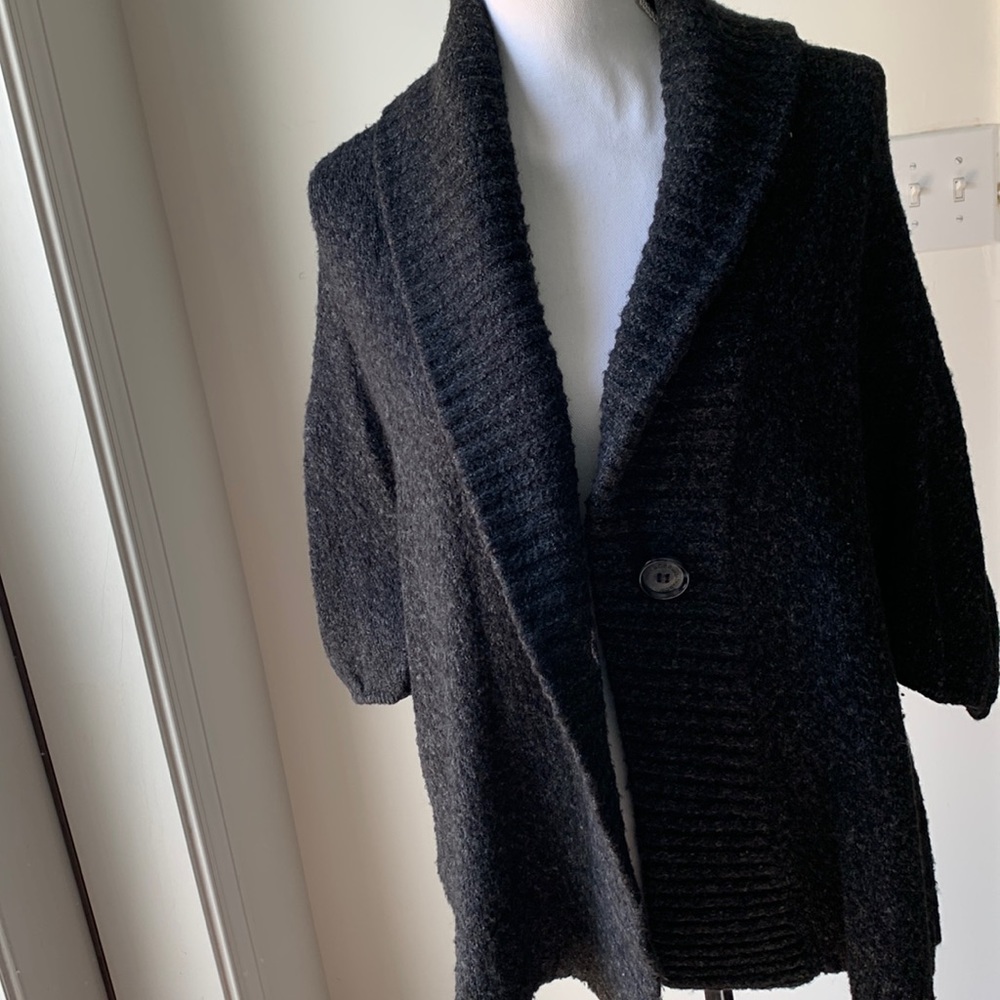 Bcbg maxazria sweater size m/l like new